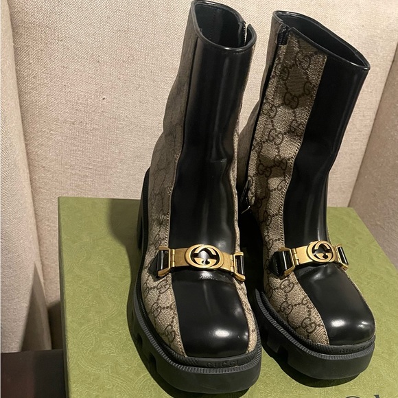 Gucci boots size 8 worn once - Picture 1 of 9